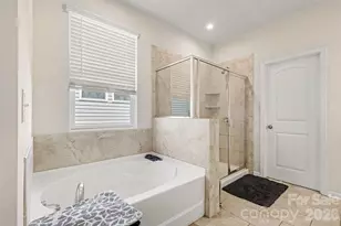 6536 Georgia Oak Rd, Charlotte, NC 28269 - Photo 25