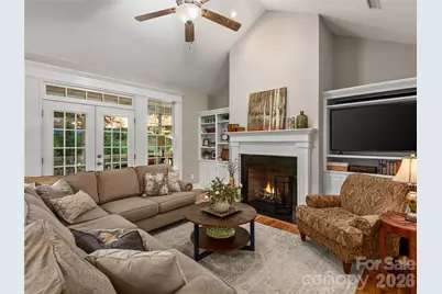 314 Summerset Drive, Clyde, NC 28721 - Photo 5