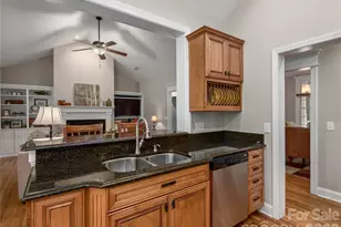 314 Summerset Dr, Clyde, NC 28721 - Photo 9