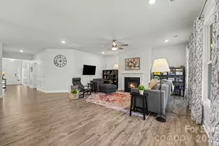 6858 Hunts Mesa Dr, Fort Mill, SC 29707 - Photo 15