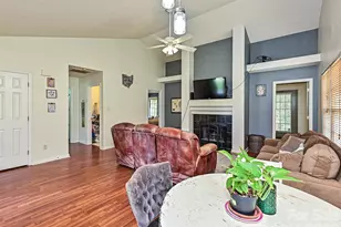 7813 Bridle Ct, Charlotte, NC 28216 - Photo 9