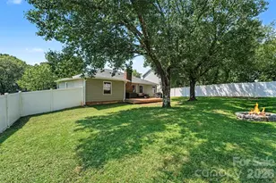11525 Waterflower Ln, Charlotte, NC 28262 - Photo 23
