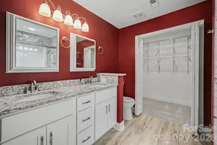 8500 Woodhill Manor Ct, Charlotte, NC 28215 - Photo 29