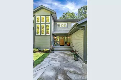 107 Spruce Lane, Zirconia, NC 28790 - Photo 3