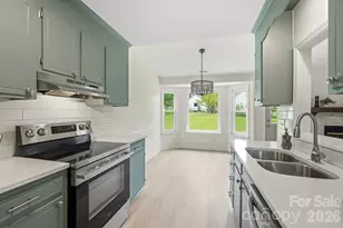 2730 Briar Trail Ct, Matthews, NC 28104 - Photo 15