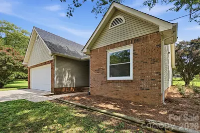 2730 Briar Trail Court, Matthews, NC 28104 - Photo 3