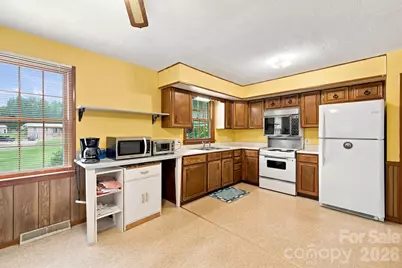 1714 Lazenby Street, Newton, NC 28658 - Photo 11