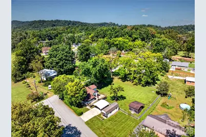 110 E Price Street, Hendersonville, NC 28739 - Photo 45