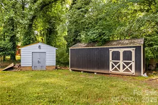1130 24th Ave Pl NE, Hickory, NC 28601 - Photo 33