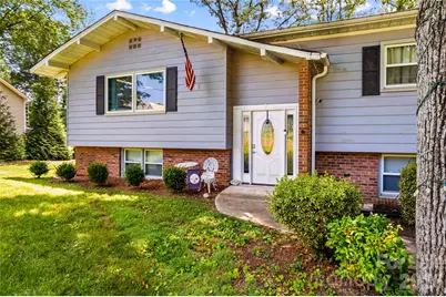 1130 24th Avenue Place NE, Hickory, NC 28601 - Photo 3