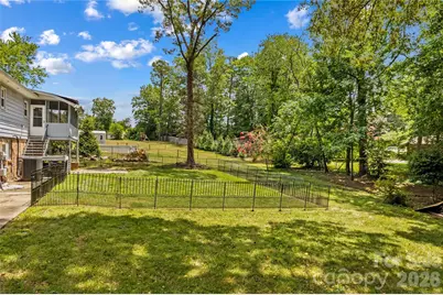 1130 24th Avenue Place NE, Hickory, NC 28601 - Photo 35