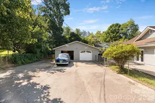 2 Elkmont Pl, Asheville, NC 28804 - Photo 37