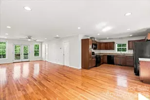 2 Elkmont Pl, Asheville, NC 28804 - Photo 5