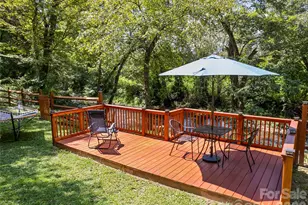 404 Loop Rd, Clyde, NC 28721 - Photo 37