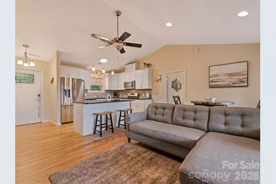 404 Loop Road, Clyde, NC 28721 - Photo 5
