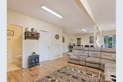 404 Loop Road, Clyde, NC 28721 - Photo 27