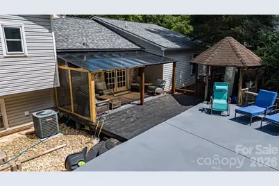 100 Woodlea Drive, Morganton, NC 28655 - Photo 5