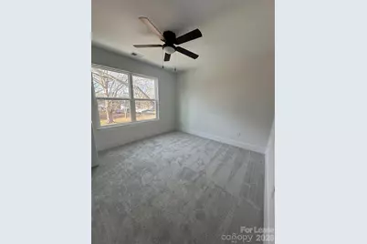 1226 4th Street Lane NE, Hickory, NC 28601 - Photo 3