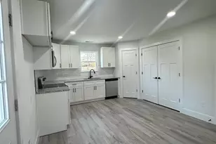 1226 4th St Ln NE, Hickory, NC 28601 - Photo 9