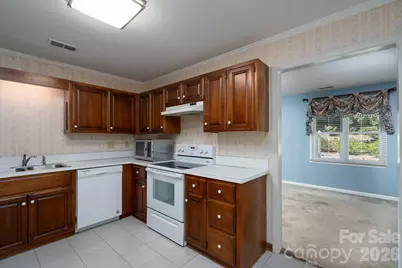 566 Camrose Circle NE, Concord, NC 28025 - Photo 7