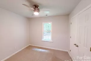 1412 Bells Knox Rd, Charlotte, NC 28214 - Photo 7