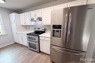1412 Bells Knox Rd, Charlotte, NC 28214 - Photo 13