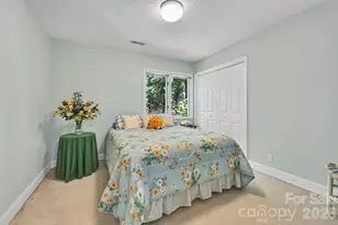25 Weston Heights Dr, Asheville, NC 28803 - Photo 25