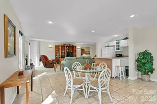 25 Weston Heights Dr, Asheville, NC 28803 - Photo 29