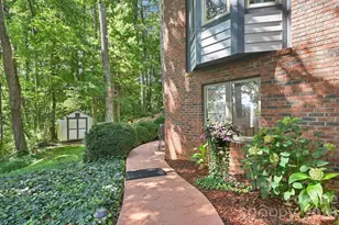 25 Weston Heights Dr, Asheville, NC 28803 - Photo 35
