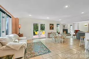 25 Weston Heights Dr, Asheville, NC 28803 - Photo 27