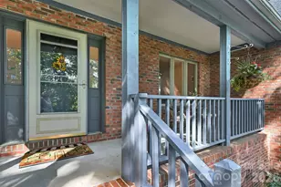 25 Weston Heights Dr, Asheville, NC 28803 - Photo 3
