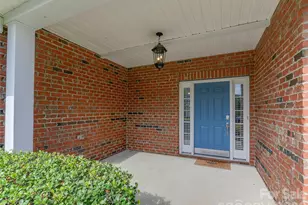 5915 Trailwater Rd, Charlotte, NC 28278 - Photo 3