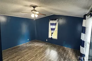 233 Starlight Dr, Lincolnton, NC 28092 - Photo 3