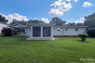 449 Virginia Ave, Statesville, NC 28677 - Photo 5