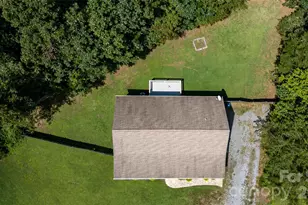 1878 W US 70 Hwy, Morganton, NC 28655 - Photo 5
