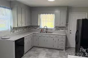 2372 Jamestown Rd, Morganton, NC 28655 - Photo 5