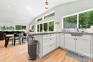 301 Hardwick Branch Rd, Marshall, NC 28753 - Photo 15