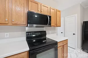 21246 Hickory St, Cornelius, NC 28031 - Photo 11