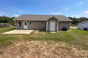 1411 Foxbrook Cir, Lancaster, SC 29720 - Photo 5