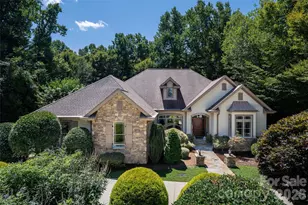 170 Cape Martin Cir, Hendersonville, NC 28791 - Photo 1