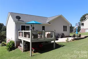 2135 Olde Farm Rd SE, Hudson, NC 28638 - Photo 7
