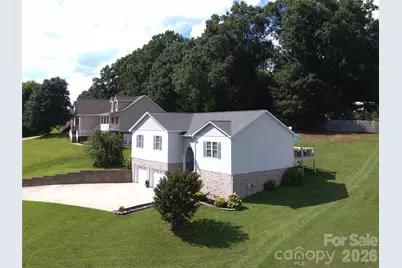 2135 Olde Farm Road SE, Hudson, NC 28638 - Photo 3