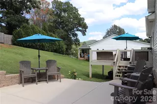 2135 Olde Farm Rd SE, Hudson, NC 28638 - Photo 5