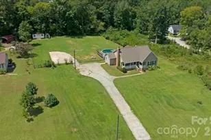 2827 E Pinewood Rd, Chester, SC 29706 - Photo 43