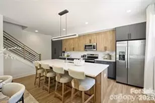 3007 Yada Ln, Charlotte, NC 28208 - Photo 5