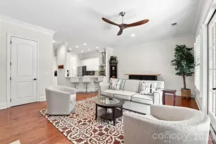 6831 Louisburg Square Ln, Charlotte, NC 28210 - Photo 3
