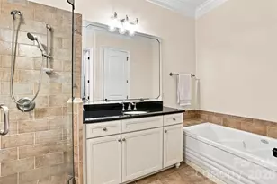 6831 Louisburg Square Ln, Charlotte, NC 28210 - Photo 13