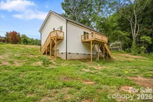 126 Aspen St, Yadkinville, NC 27055 - Photo 21