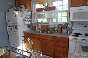 107 Bickett St, Morganton, NC 28655 - Photo 5