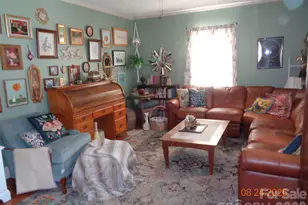 107 Bickett St, Morganton, NC 28655 - Photo 3